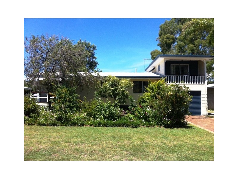 19 Hoffman Street, Burrum Heads QLD 4659
