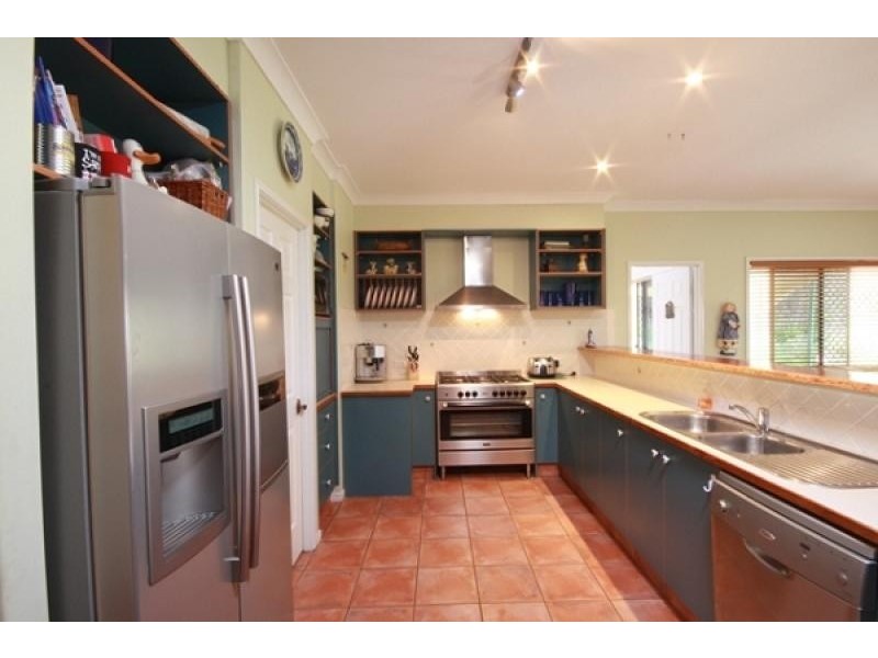 2 Oakes Drive, Burrum Heads QLD 4659