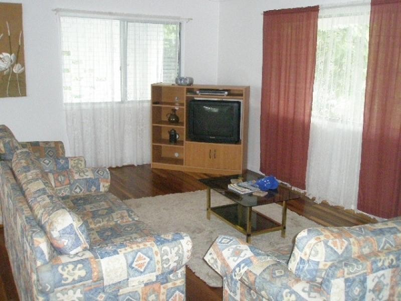 41 Burrum Heads Road, Burrum Heads QLD 4659