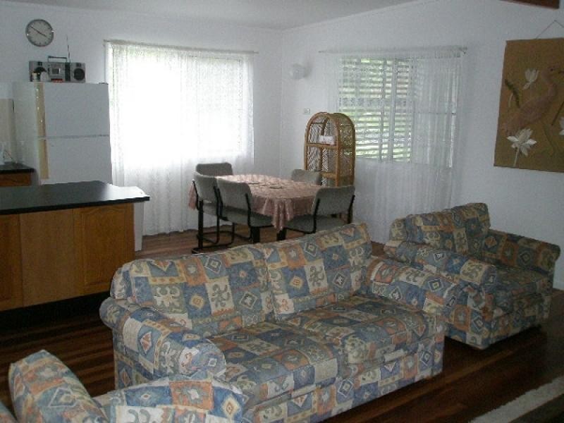 41 Burrum Heads Road, Burrum Heads QLD 4659