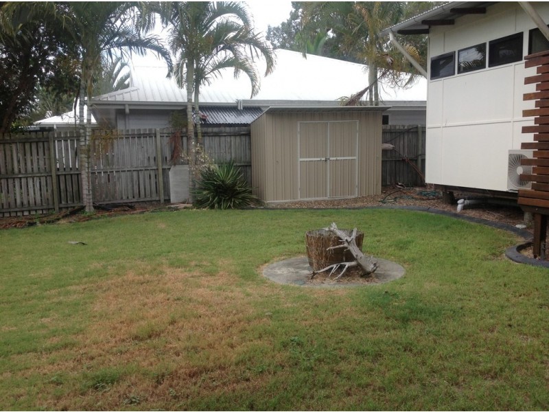 124 Kingfisher Parade, Toogoom QLD 4655
