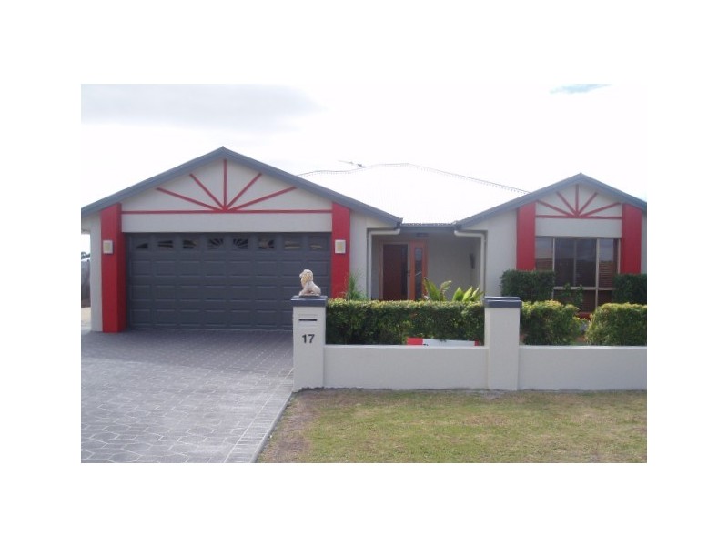 17 Noeme Street, Burrum Heads QLD 4659