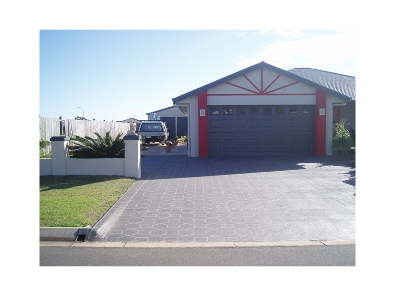 17 Noeme Street, Burrum Heads QLD 4659