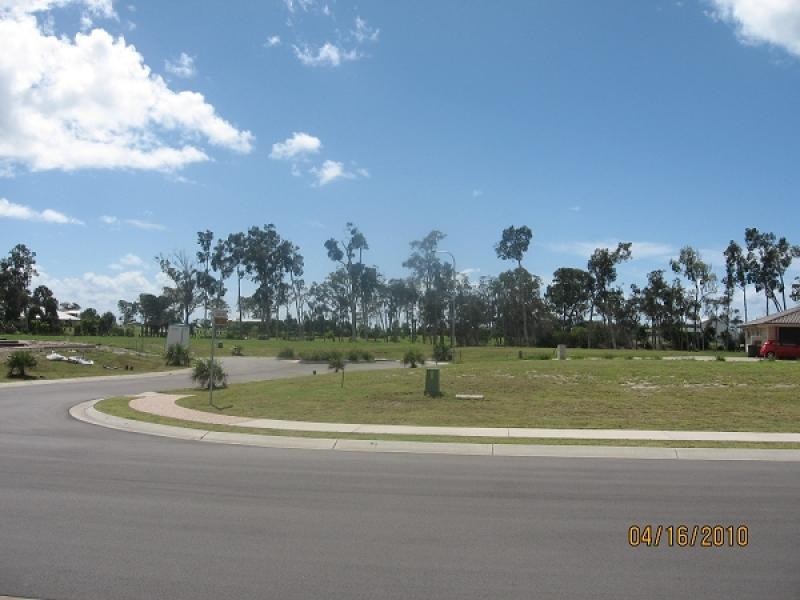 34 Sirenia Drive, Burrum Heads QLD 4659