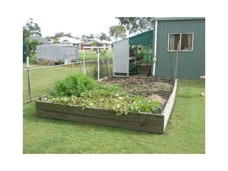 37 Orchid Drive, Burrum Heads QLD 4659