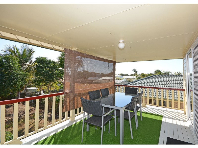 22 Beach Drive, Burrum Heads QLD 4659