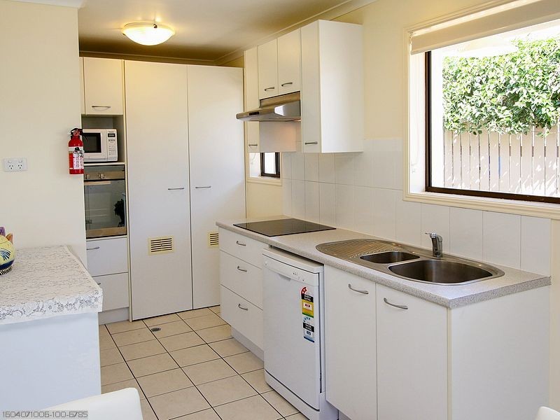 66 Kingfisher Parade, Toogoom QLD 4655