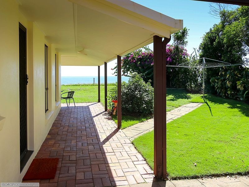 66 Kingfisher Parade, Toogoom QLD 4655