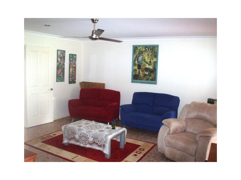 6 Elboz Crt, Burrum Heads QLD 4659