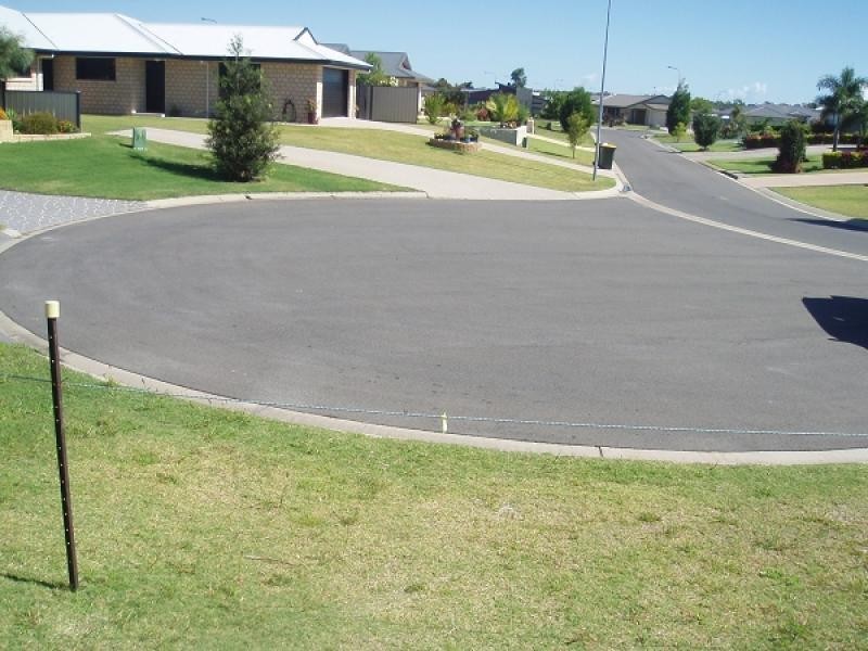 13 Lucas Drive, Burrum Heads QLD 4659