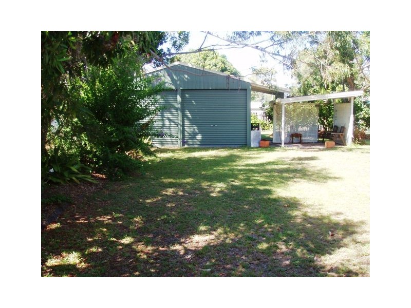 21 Burrum Street, Burrum Heads QLD 4659