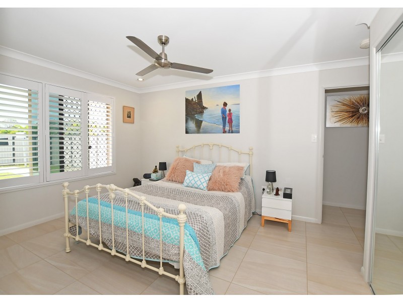 5 Elboz Crt, Burrum Heads QLD 4659