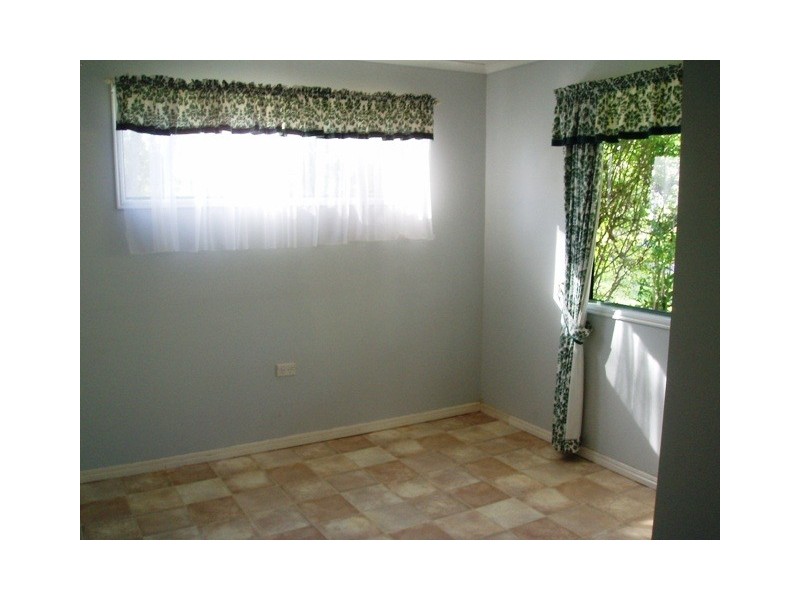 5 Caroline Court, Burrum River QLD 4659