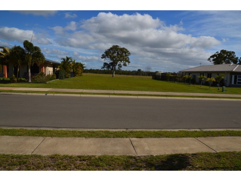 64 Sirenia Drive, Burrum Heads QLD 4659