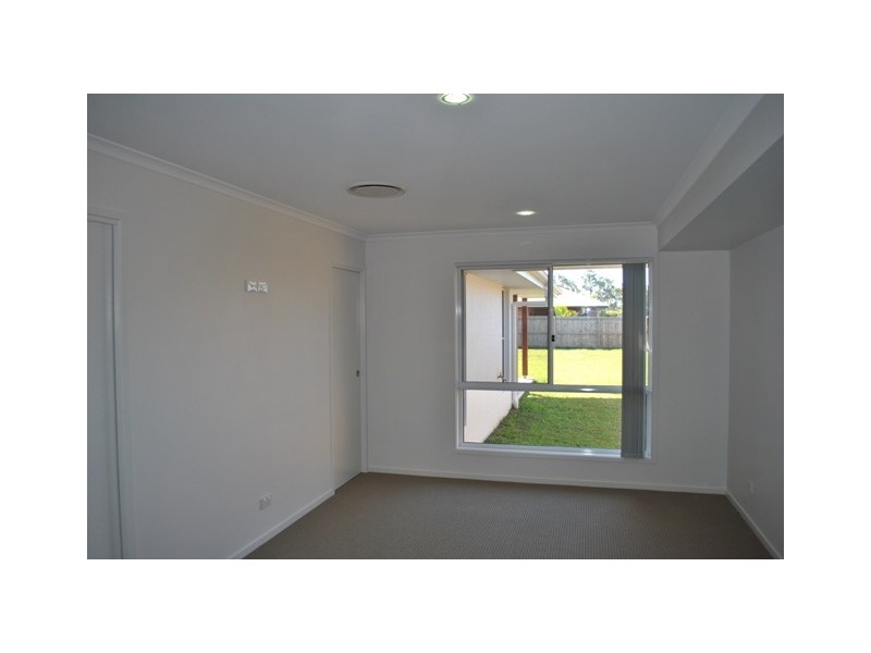 15 Traviston Way, Burrum Heads QLD 4659