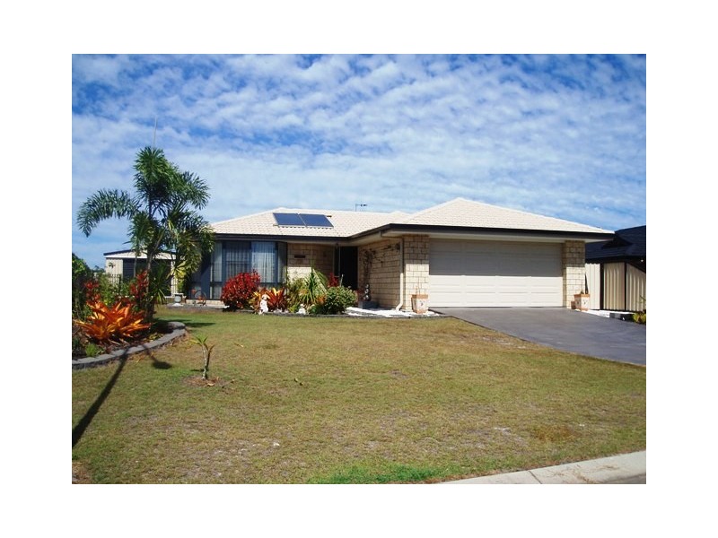 40 Sunrise Cres, Burrum Heads QLD 4659