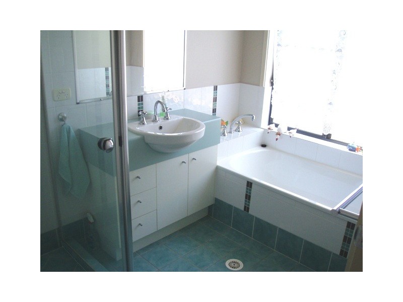 40 Sunrise Cres, Burrum Heads QLD 4659