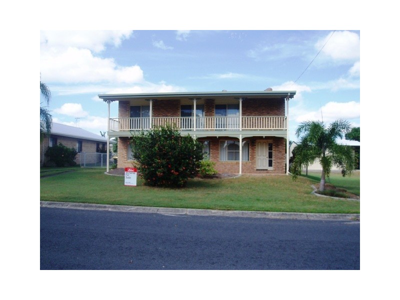 81 Riverview Dr, Burrum Heads QLD 4659