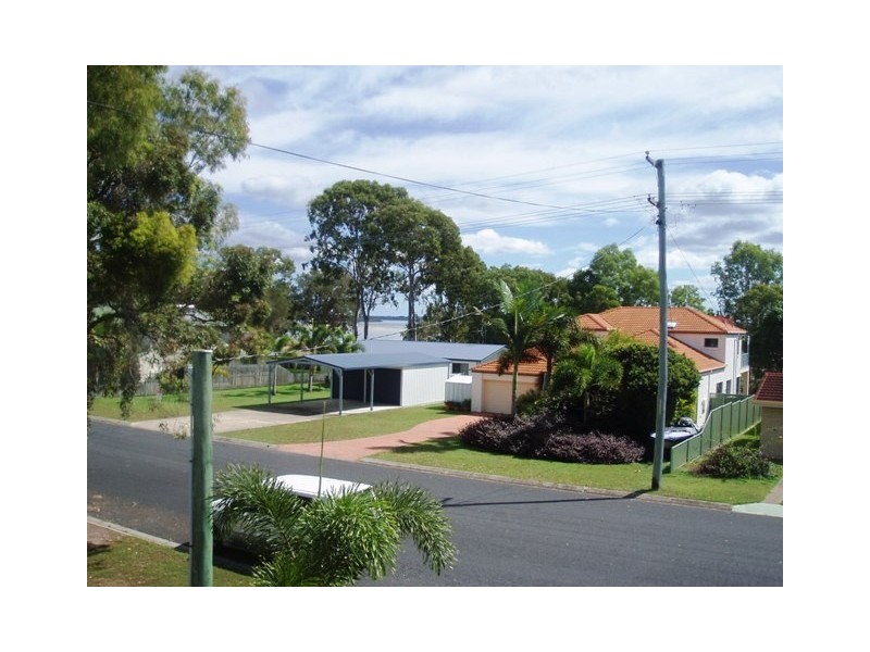 81 Riverview Dr, Burrum Heads QLD 4659