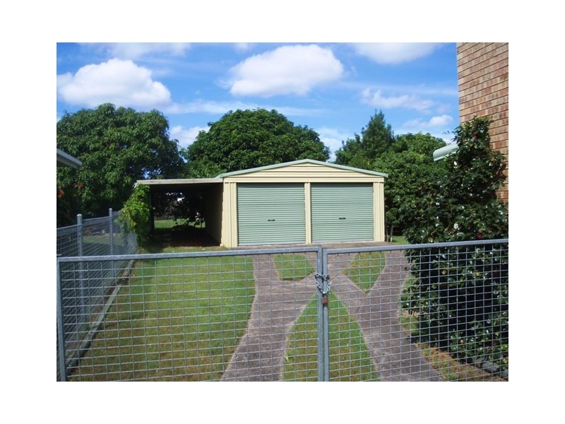 81 Riverview Dr, Burrum Heads QLD 4659
