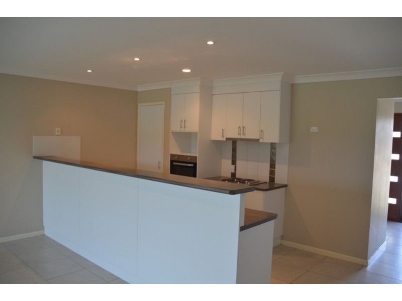 77 Beach Drive, Burrum Heads QLD 4659