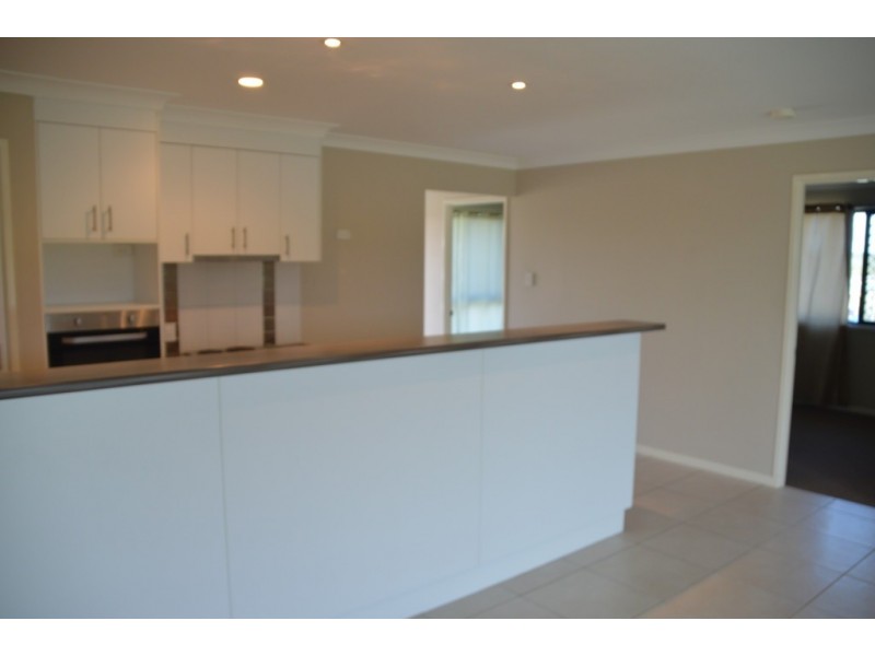 77 Beach Drive, Burrum Heads QLD 4659