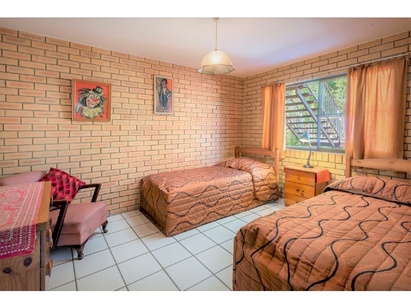 Unit 1-4 /56 Esplanade, Burrum Heads QLD 4659