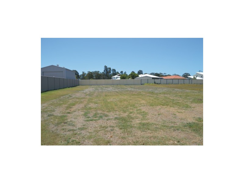 7 Traviston Way, Burrum Heads QLD 4659