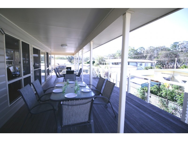 14 Travis Road, Burrum Heads QLD 4659