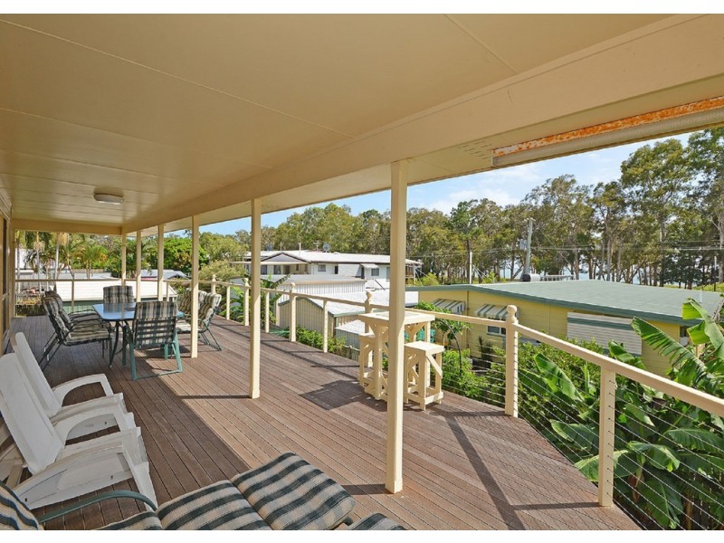 14 Travis Road, Burrum Heads QLD 4659