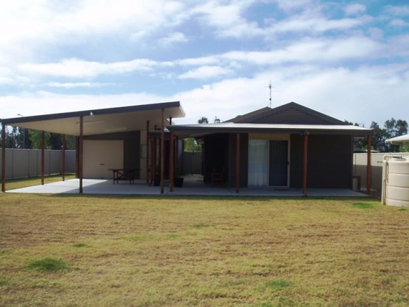 57 Beach Drive, Burrum Heads QLD 4659