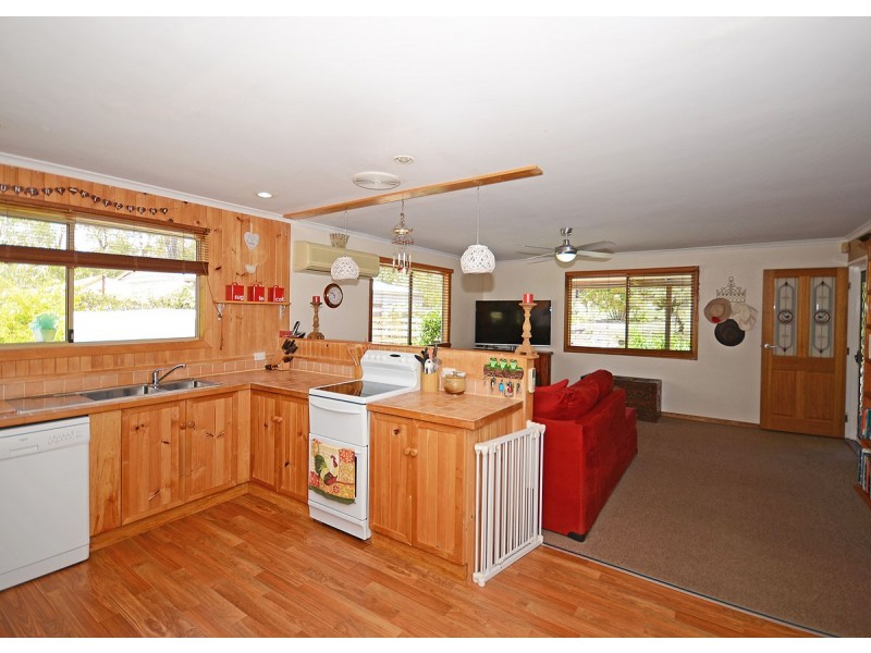 9 Lorikeet Drive, Burrum Heads QLD 4659