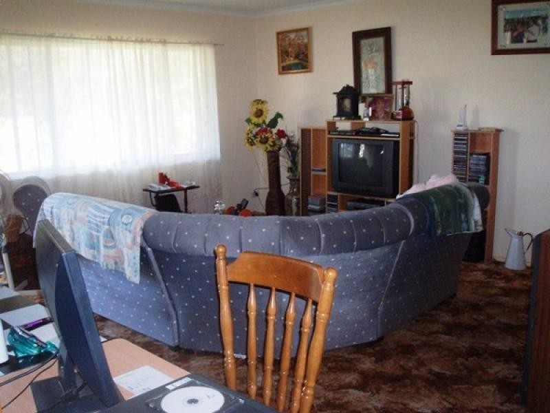 5 PHILLIP STREET, Howard QLD 4659