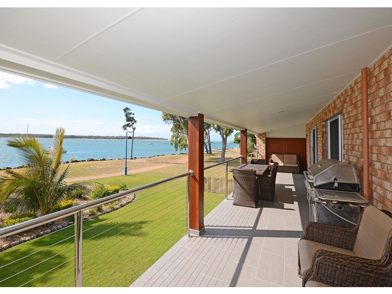 6 Burrum Street, Burrum Heads QLD 4659