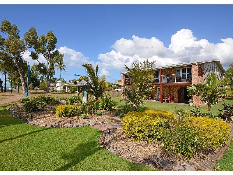 6 Burrum Street, Burrum Heads QLD 4659