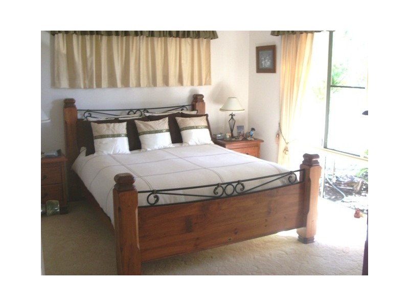 42 Orchid Drive, Burrum Heads QLD 4659