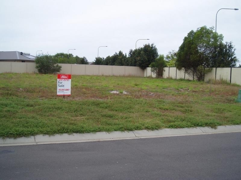 42 LOUISE DRIVE, Burrum Heads QLD 4659