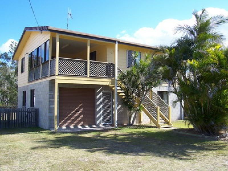 115 Burrum Street, Burrum Heads QLD 4659