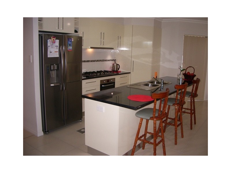 1 Cockle Crt, Burrum Heads QLD 4659