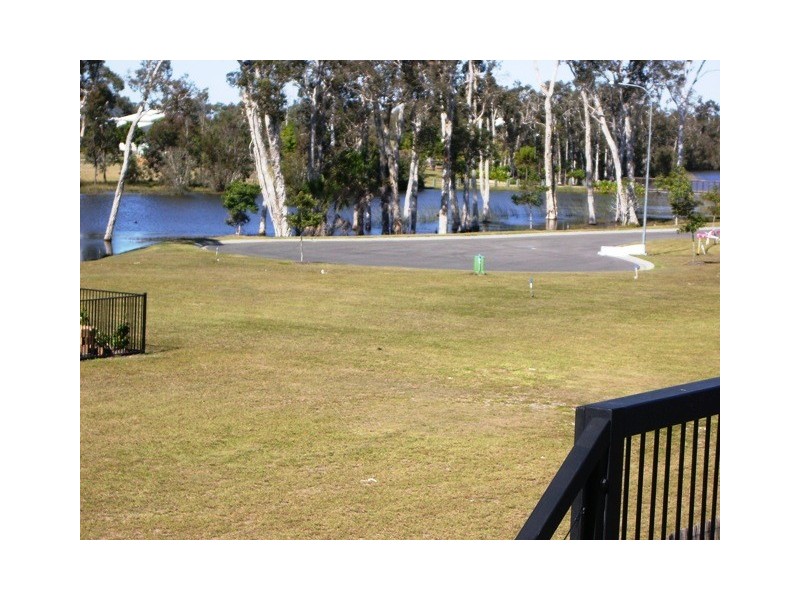 1 Cockle Crt, Burrum Heads QLD 4659