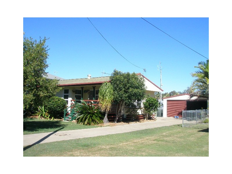 5 Travis Road, Burrum Heads QLD 4659