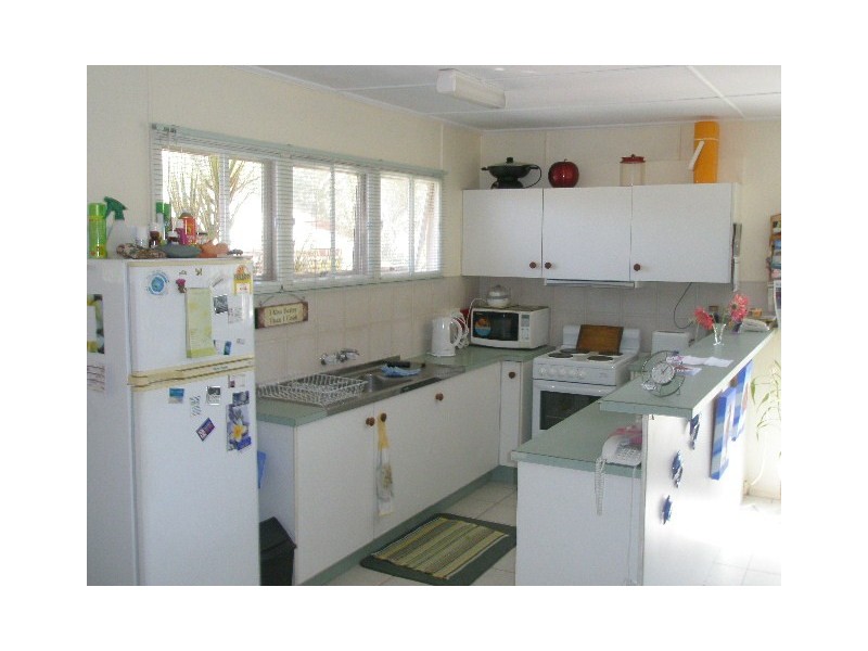 5 Travis Road, Burrum Heads QLD 4659