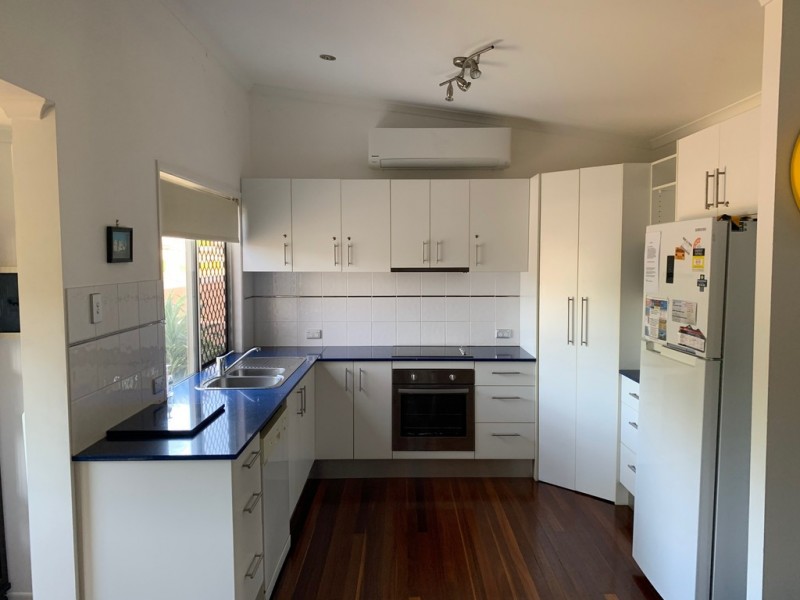 8 Ross Street, Burrum Heads QLD 4659
