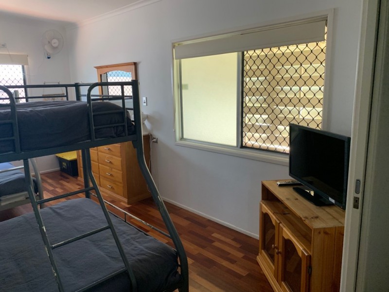 8 Ross Street, Burrum Heads QLD 4659