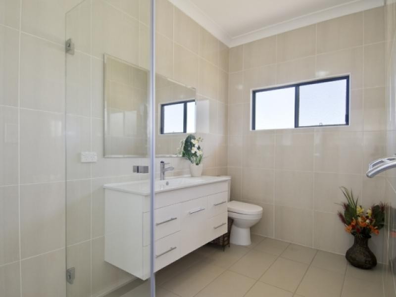 6 Tamarind Close, Burrum Heads QLD 4659