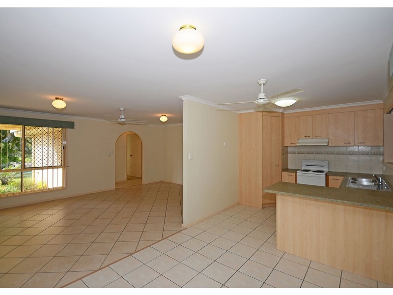 2 Amber Court, Burrum Heads QLD 4659