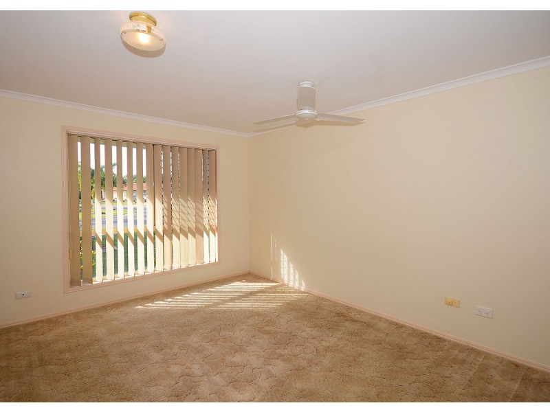 2 Amber Court, Burrum Heads QLD 4659