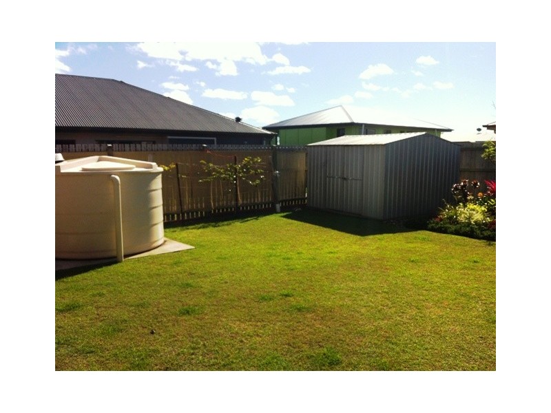 15 Louise Drive, Burrum Heads QLD 4659