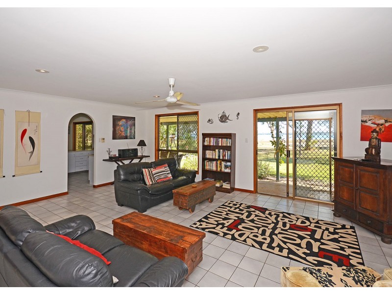 96 Riverview Drive, Burrum Heads QLD 4659