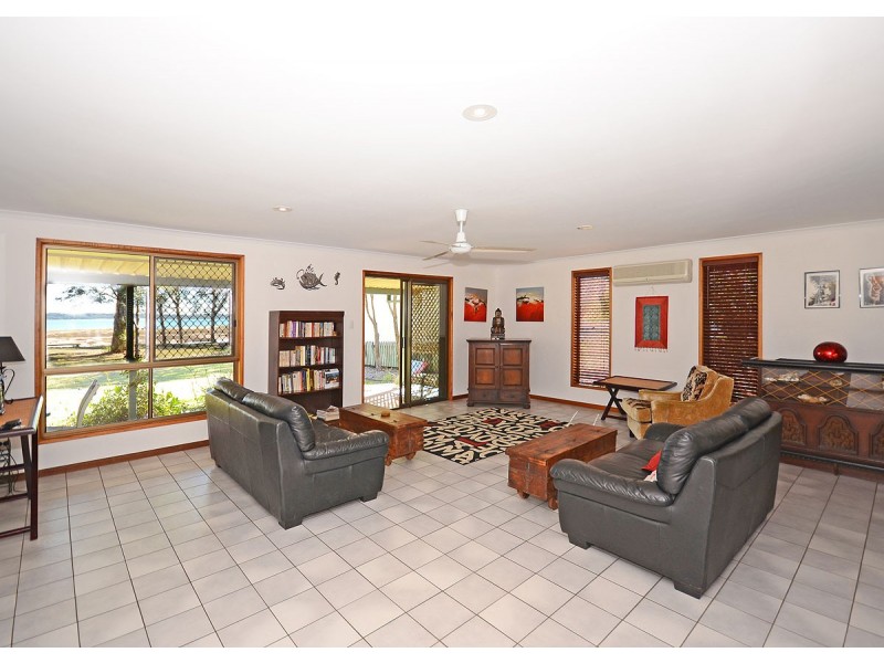 96 Riverview Drive, Burrum Heads QLD 4659